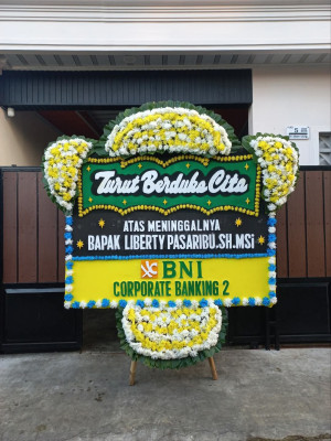 Papan Bunga Duka di Warakas