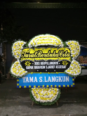 Papan Bunga Duka di Warakas